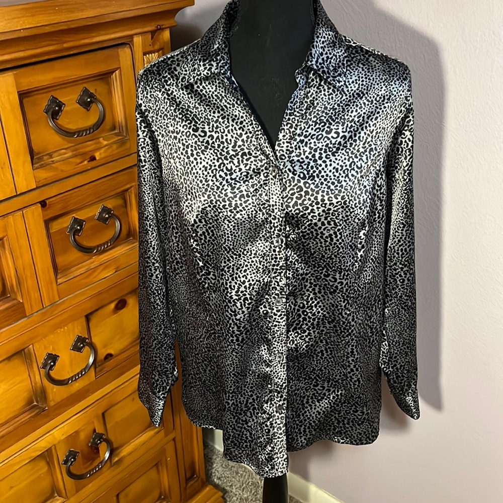 Croft and Barrow silky silver button down with cheetah print